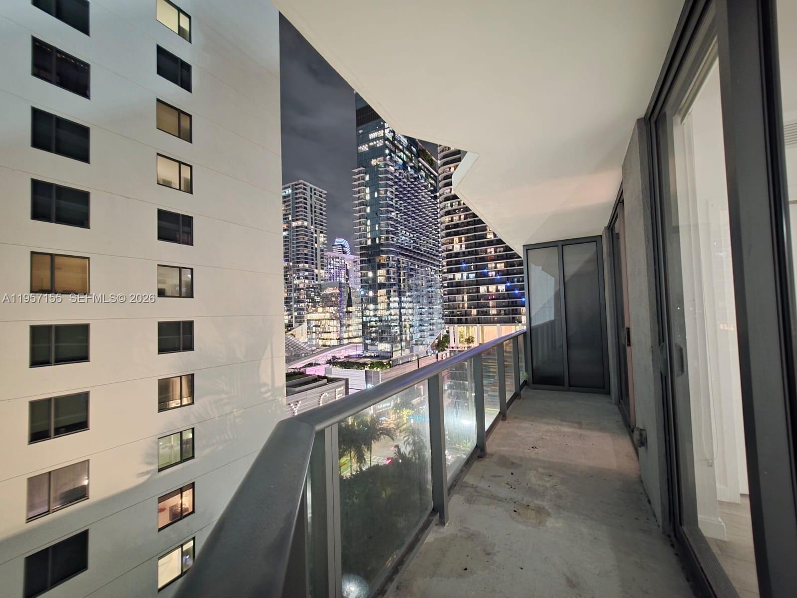 55 SW 9th St #1409, Miami FL 33130