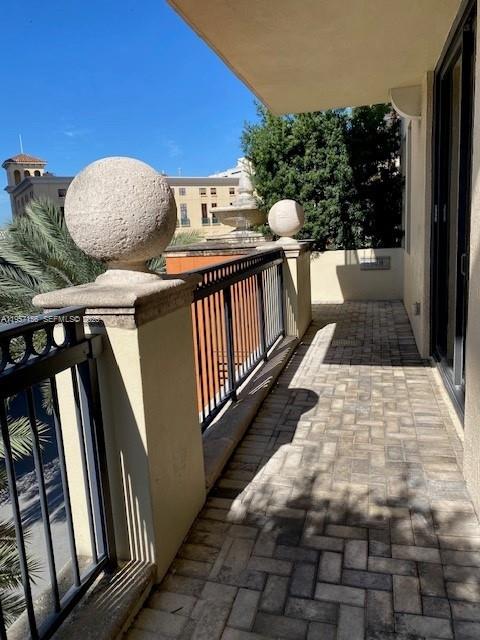 55 Merrick Way #552, Coral Gables FL 33134
