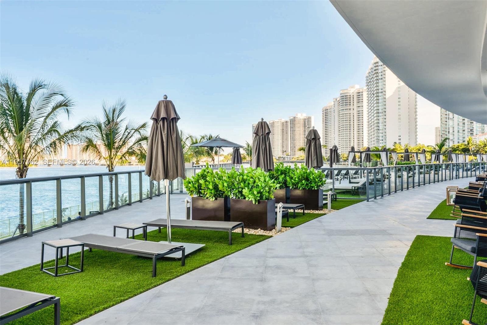 3250 NE 188th St #404, Aventura FL 33180