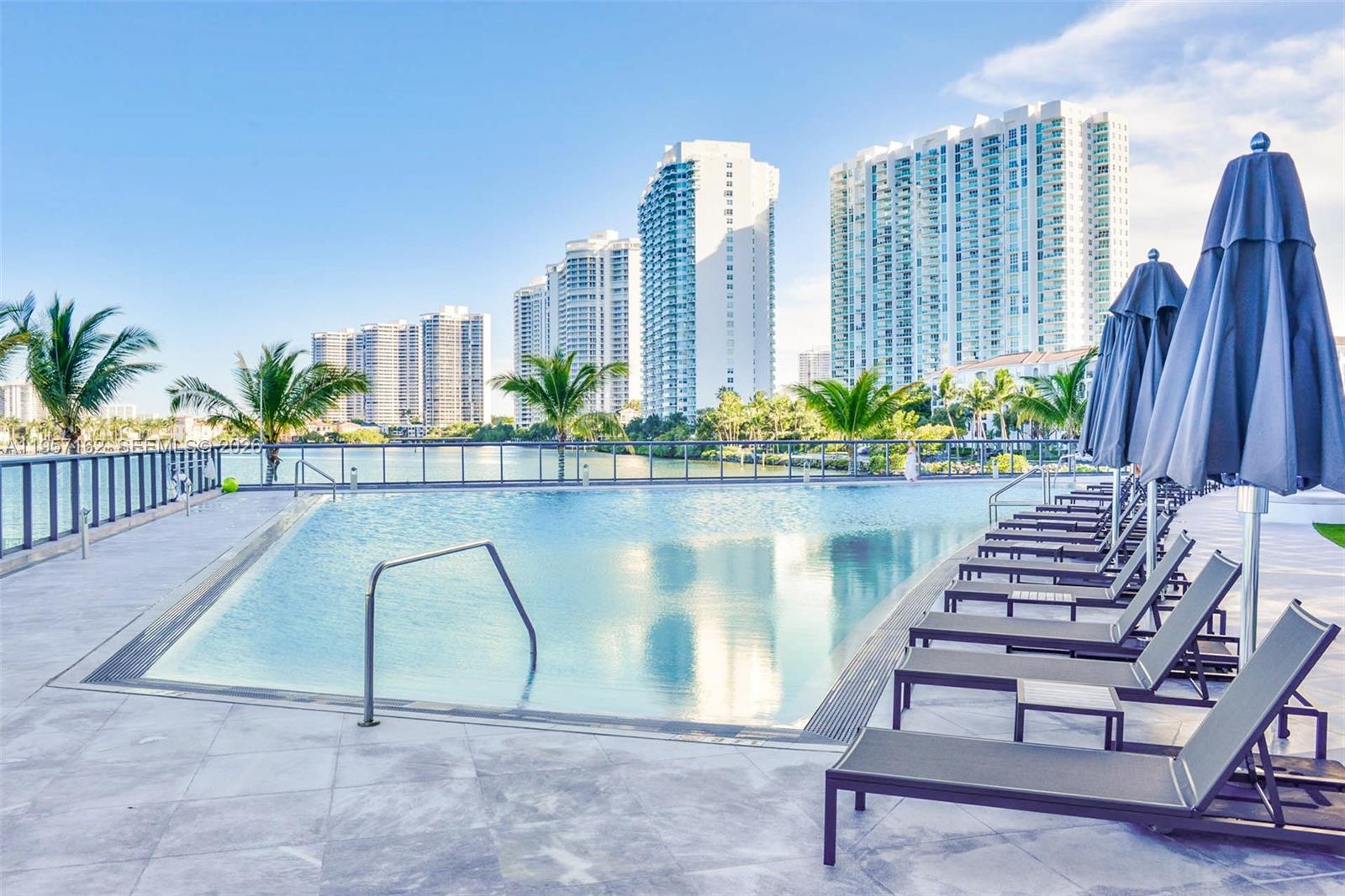 3250 NE 188th St #404, Aventura FL 33180