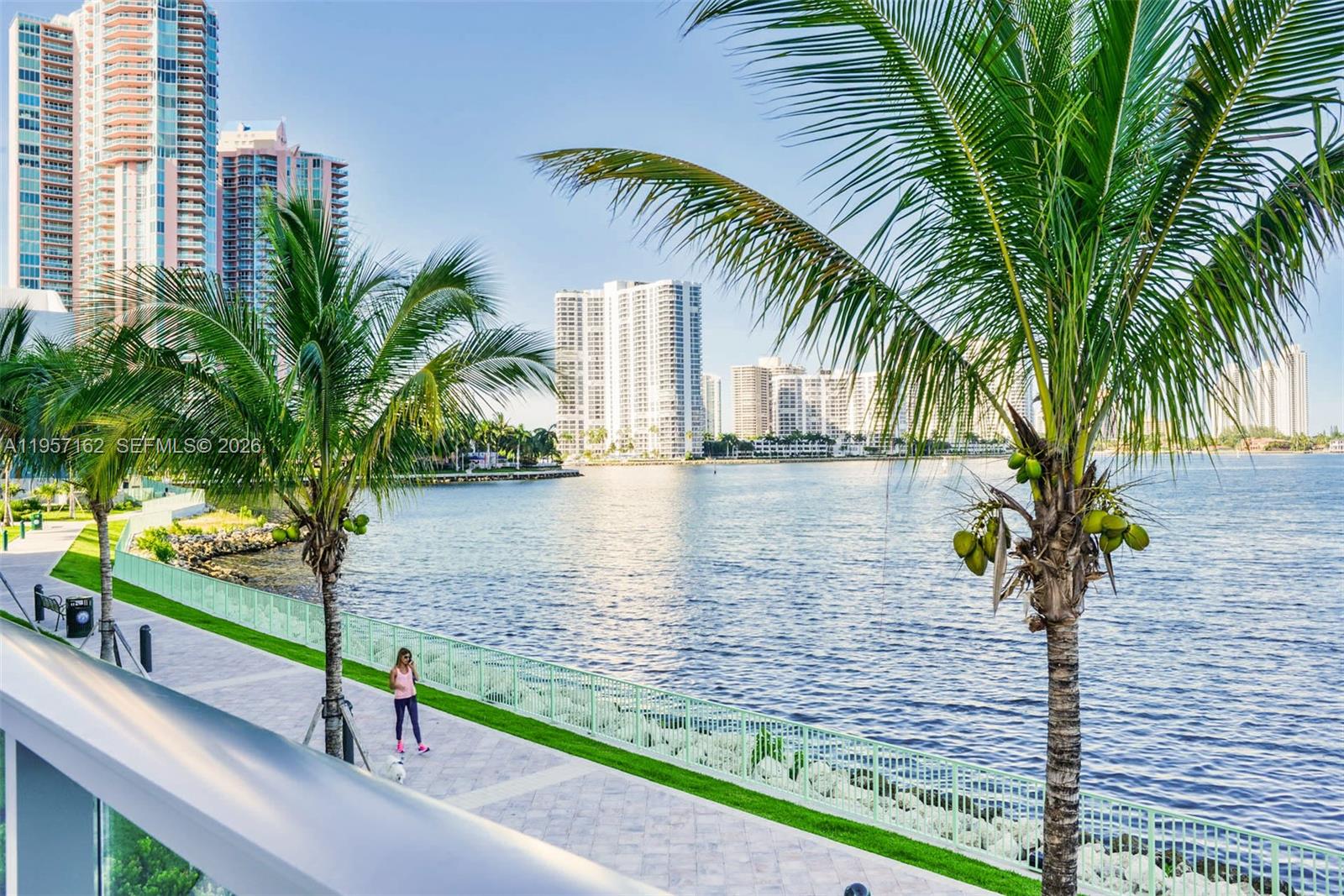 3250 NE 188th St #404, Aventura FL 33180