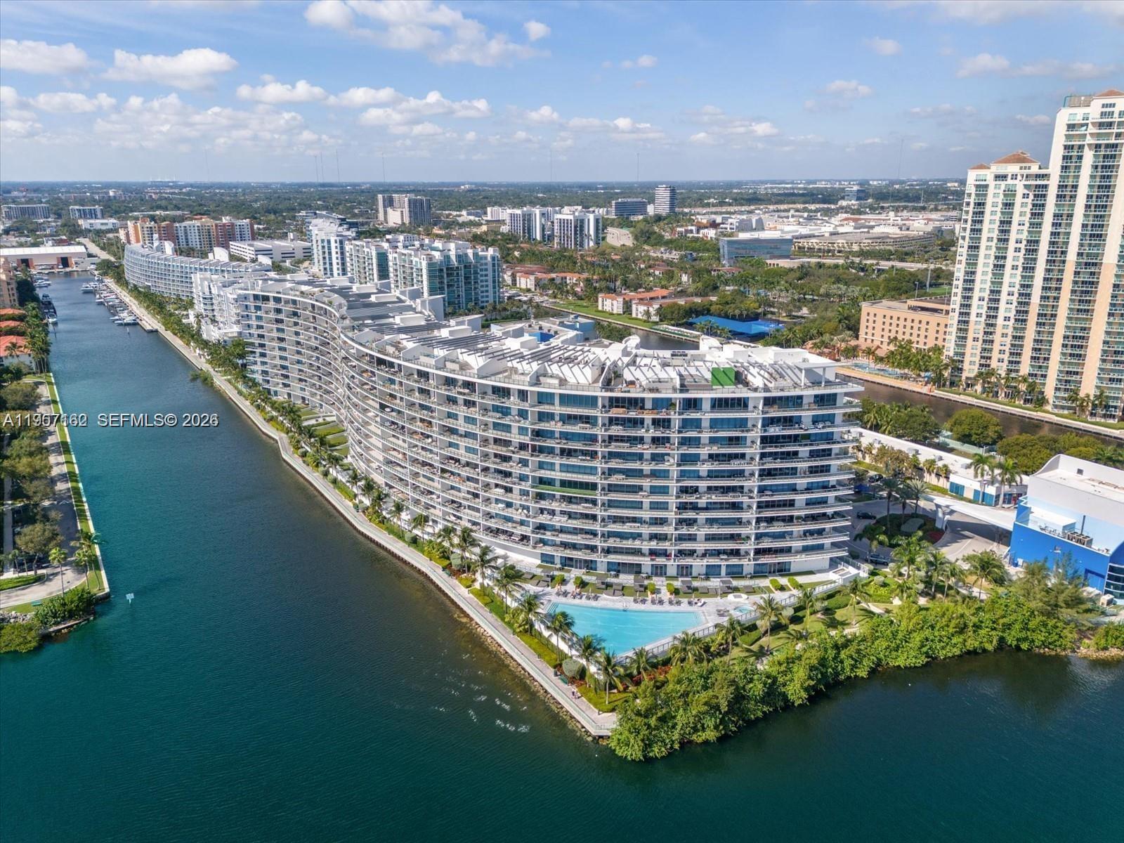 3250 NE 188th St #404, Aventura FL 33180