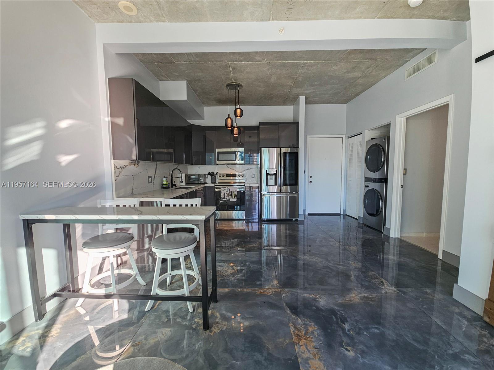 234 NE 3rd St #1003, Miami FL 33132