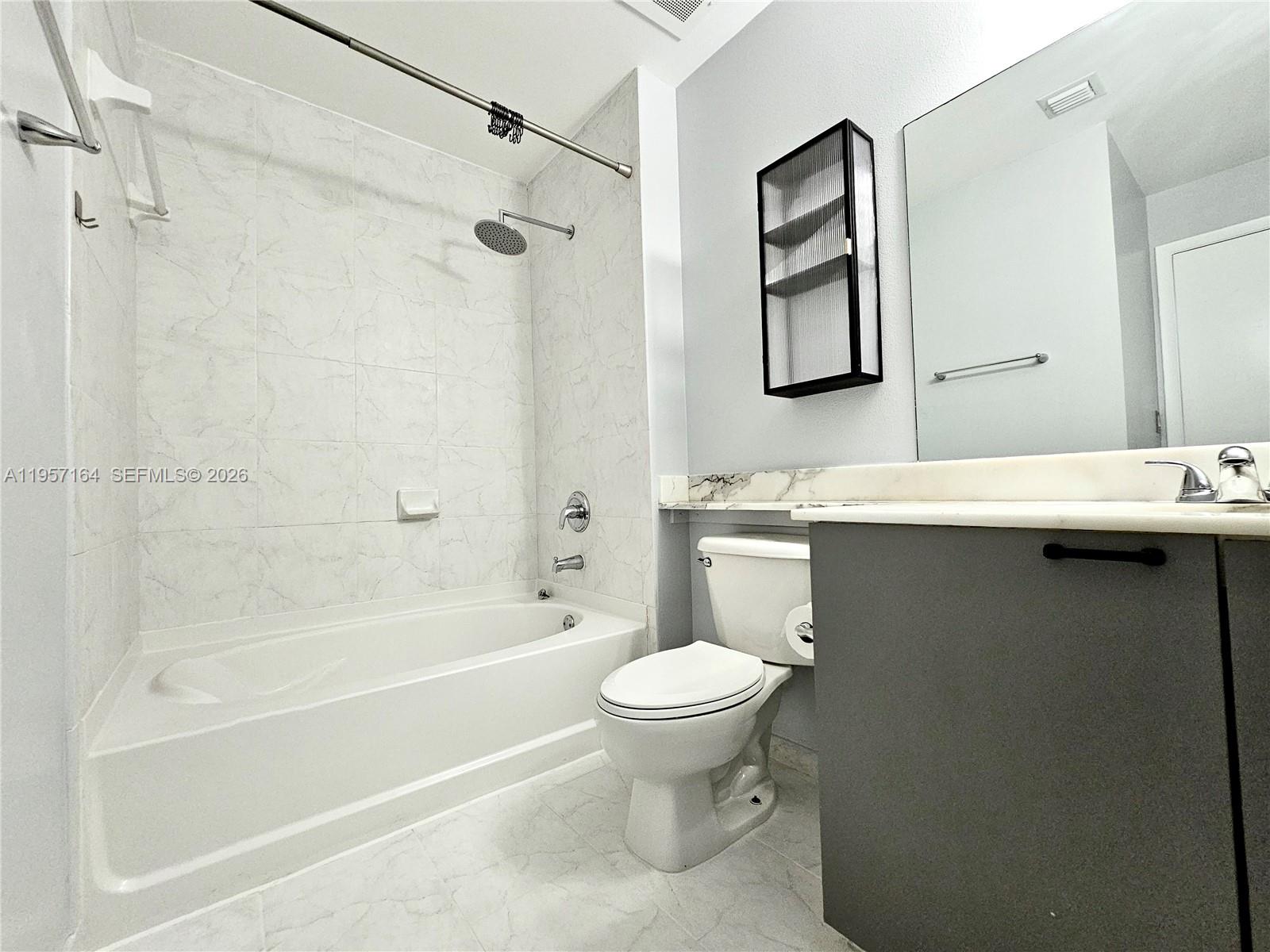 234 NE 3rd St #1003, Miami FL 33132