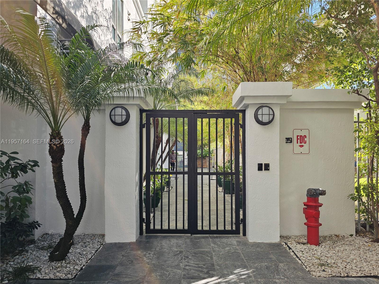 234 NE 3rd St #1003, Miami FL 33132