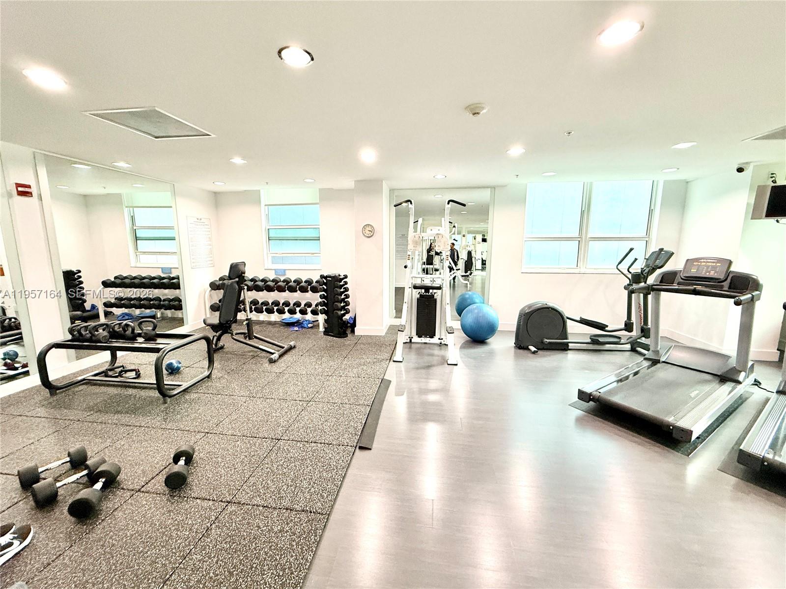 234 NE 3rd St #1003, Miami FL 33132