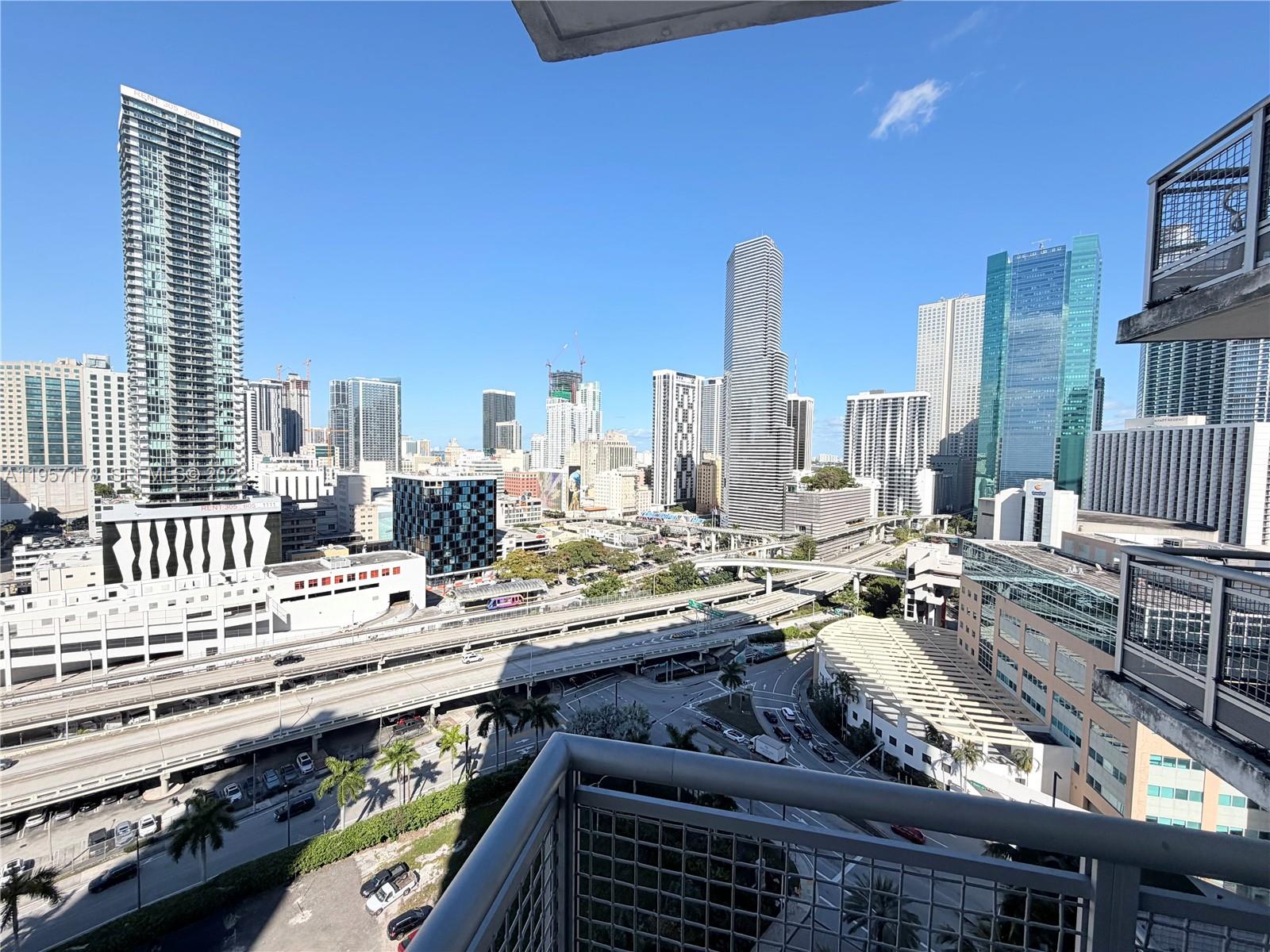 350 S Miami Ave #2011, Miami FL 33130