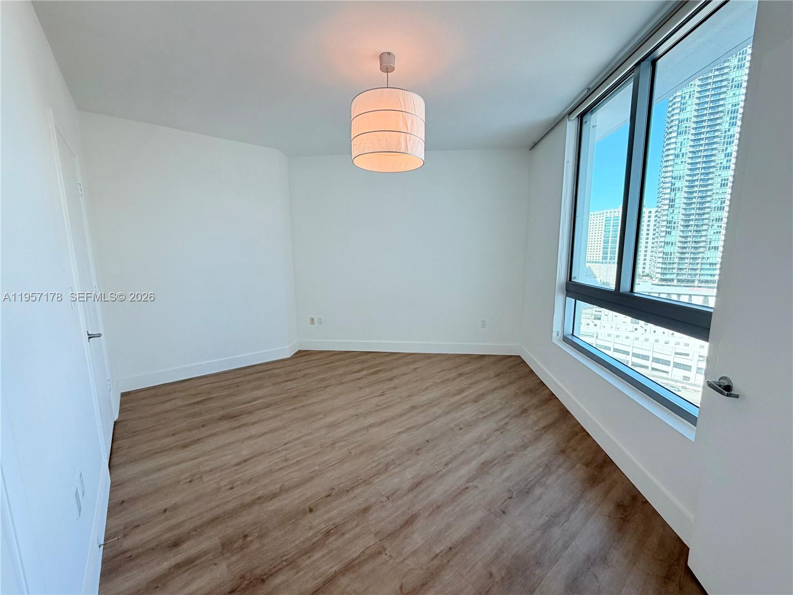 350 S Miami Ave #2011, Miami FL 33130