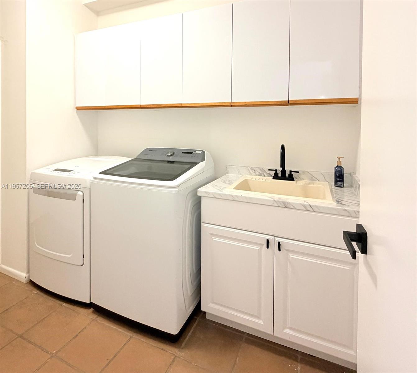 301 Isla Dorada Blvd, Coral Gables FL 33143