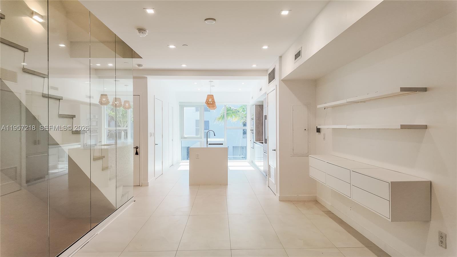 455 NE 39th St #304, Miami FL 33137