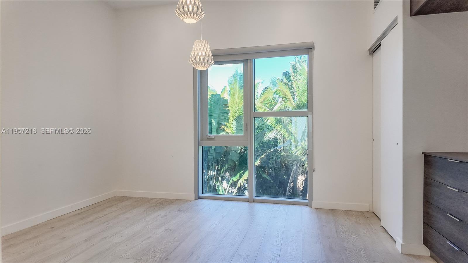 455 NE 39th St #304, Miami FL 33137