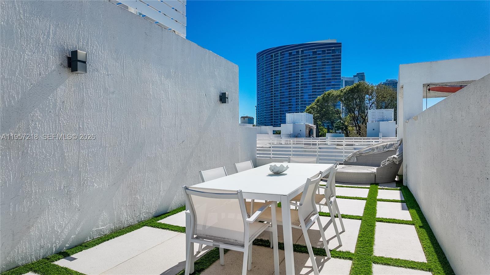 455 NE 39th St #304, Miami FL 33137