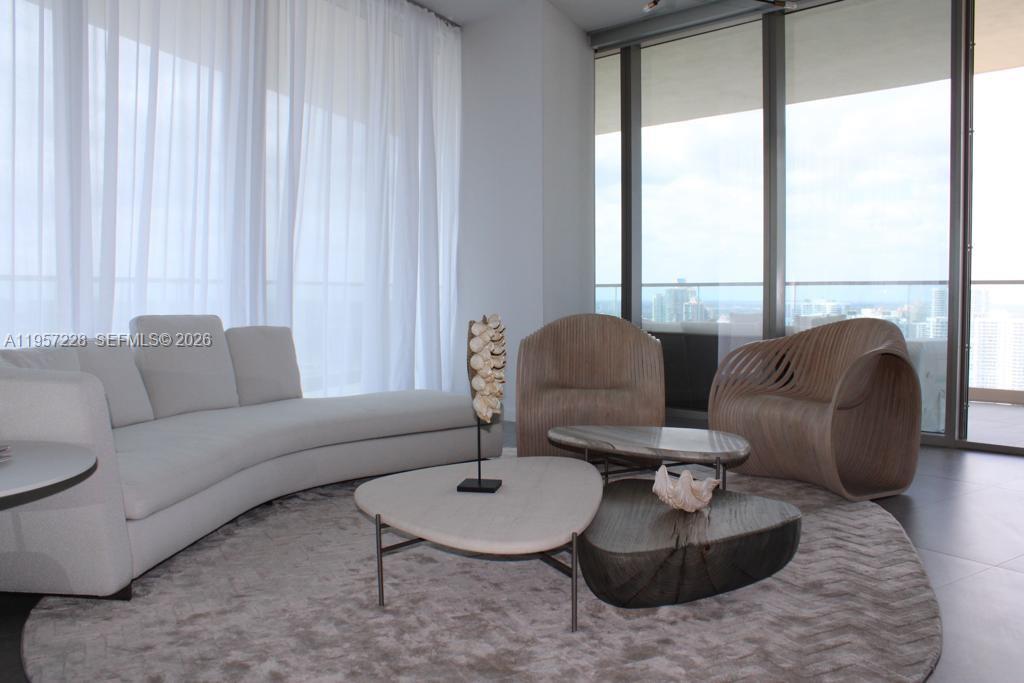 18975 Collins Ave #2905, Sunny Isles Beach FL 33160