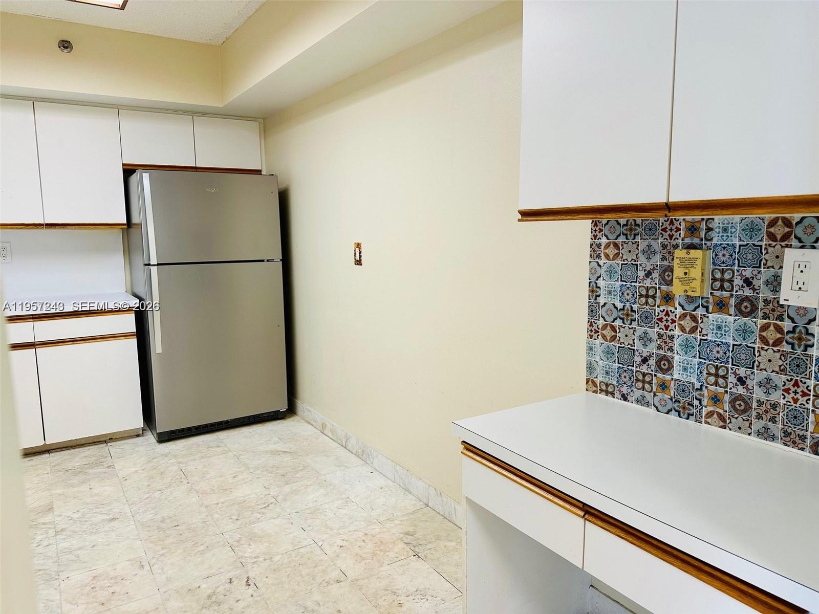 3600 Mystic Pointe Dr #1117, Aventura FL 33180