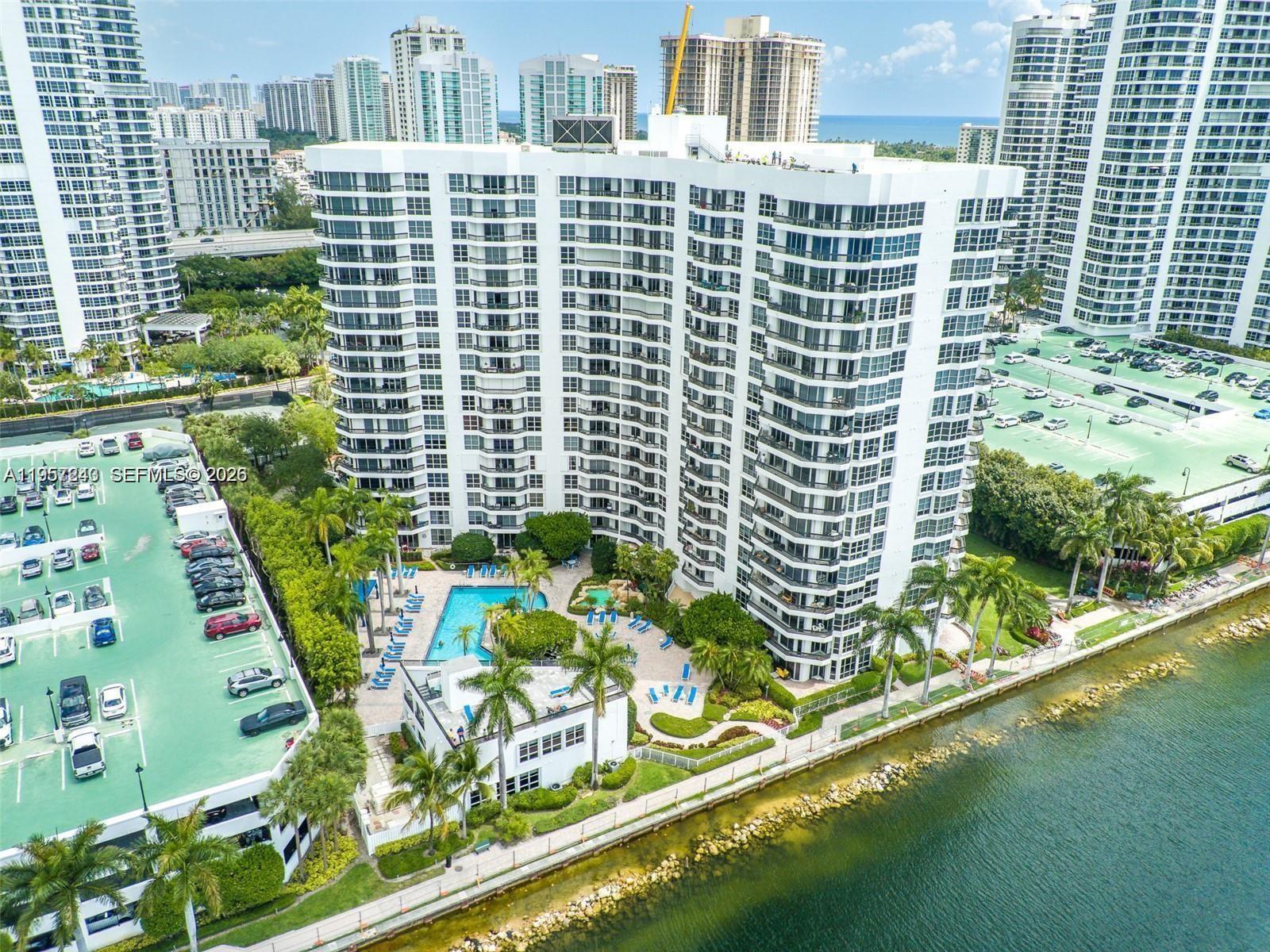 3600 Mystic Pointe Dr #1117, Aventura FL 33180