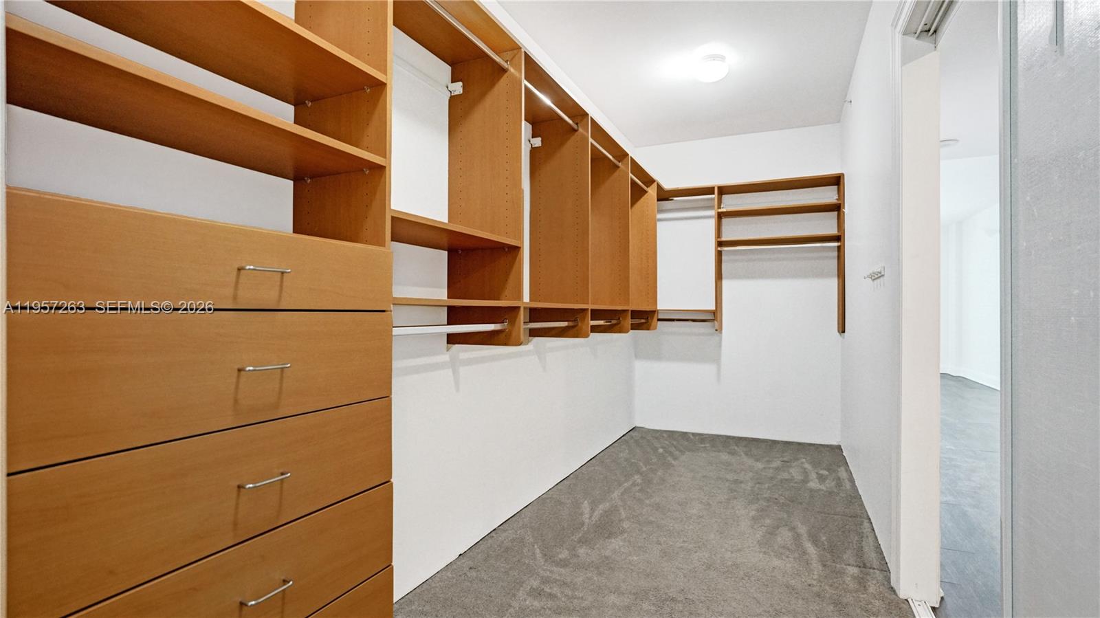 20201 E Country Club Dr #1808, Aventura FL 33180
