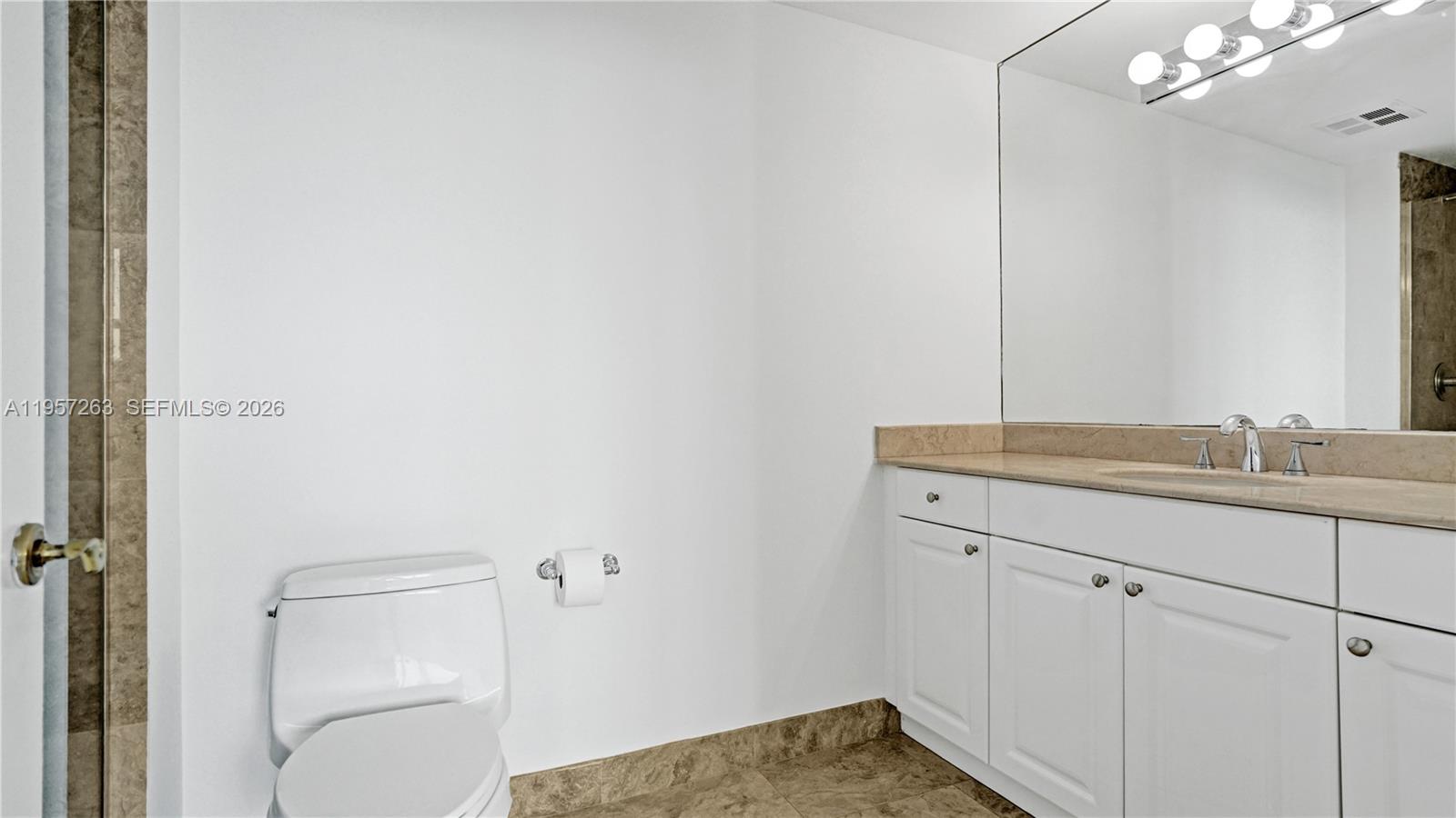 20201 E Country Club Dr #1808, Aventura FL 33180