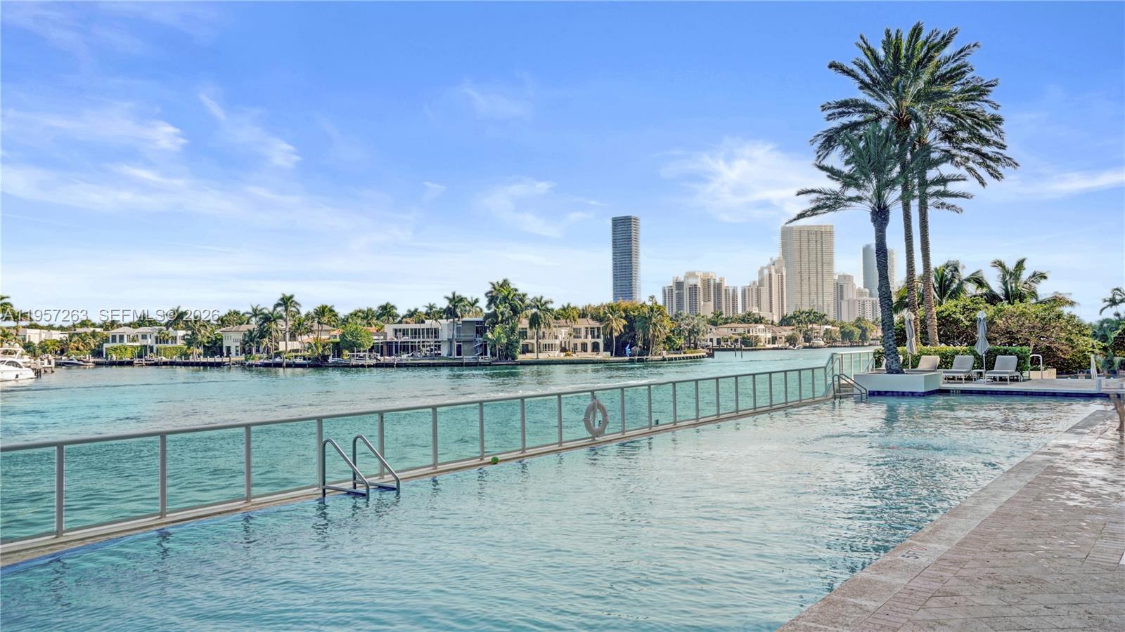 20201 E Country Club Dr #1808, Aventura FL 33180