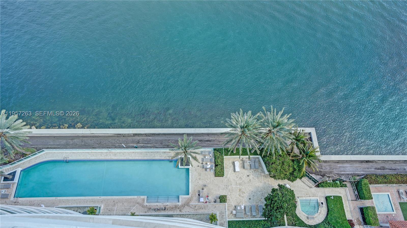 20201 E Country Club Dr #1808, Aventura FL 33180