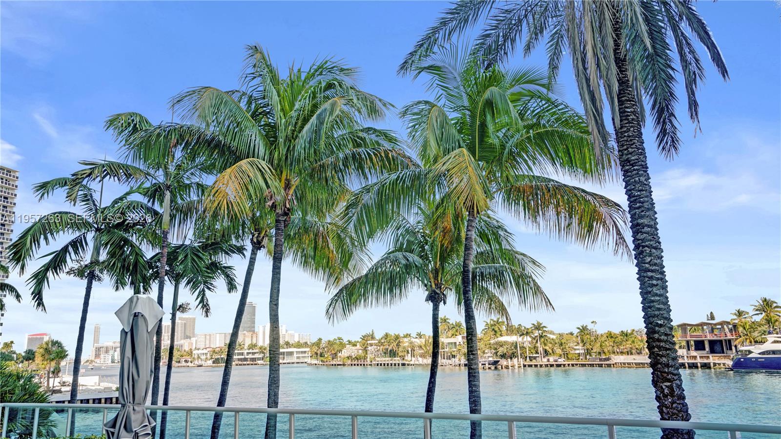 20201 E Country Club Dr #1808, Aventura FL 33180