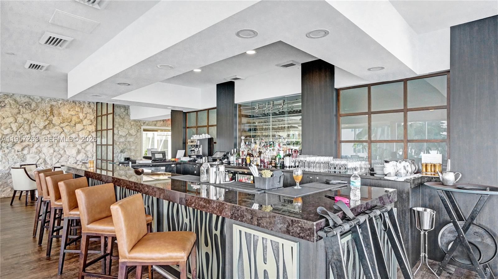 20201 E Country Club Dr #1808, Aventura FL 33180