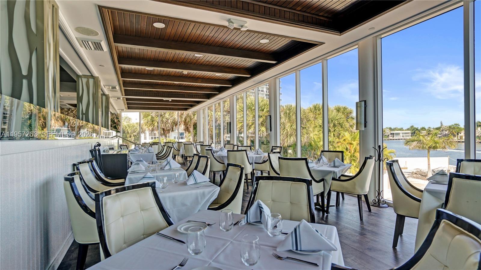 20201 E Country Club Dr #1808, Aventura FL 33180
