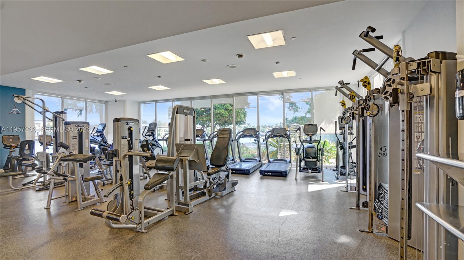 20201 E Country Club Dr #1808, Aventura FL 33180