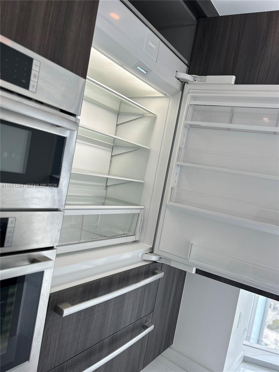 851 NE 1st Ave #4302, Miami FL 33132