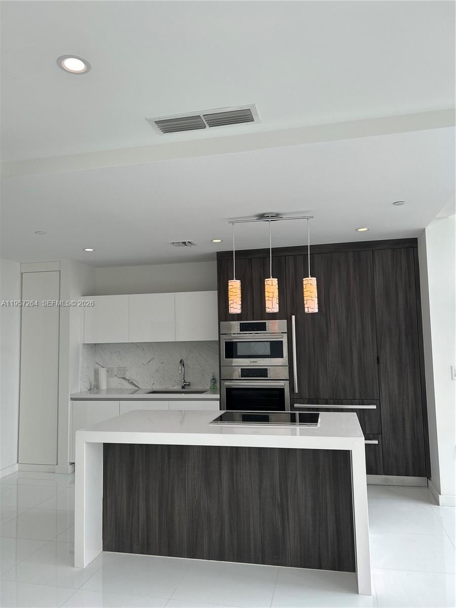 851 NE 1st Ave #4302, Miami FL 33132