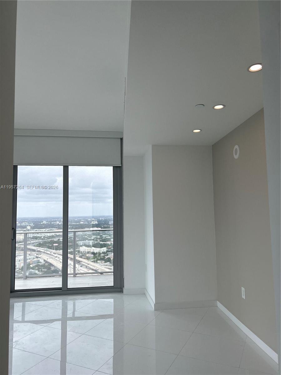 851 NE 1st Ave #4302, Miami FL 33132