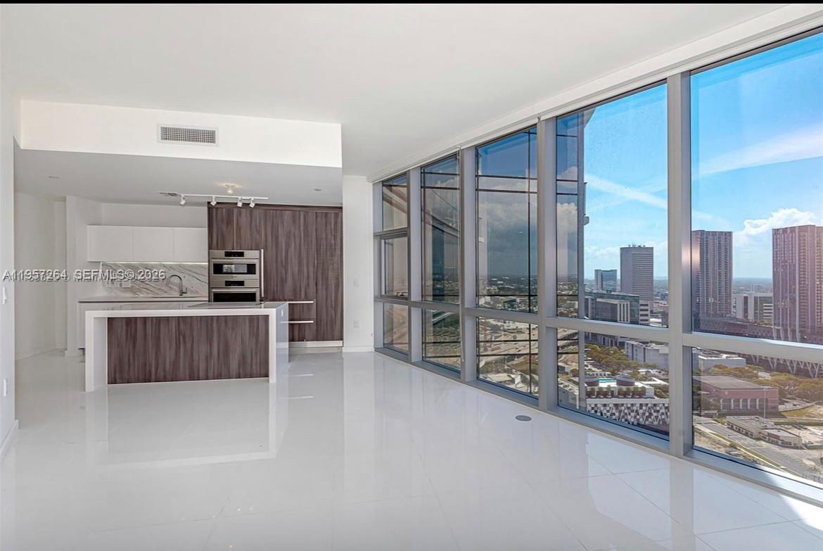 851 NE 1st Ave #4302, Miami FL 33132