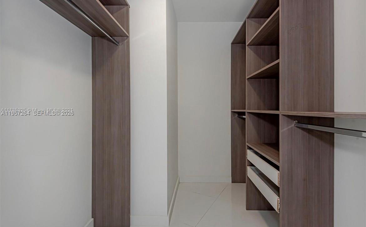 851 NE 1st Ave #4302, Miami FL 33132