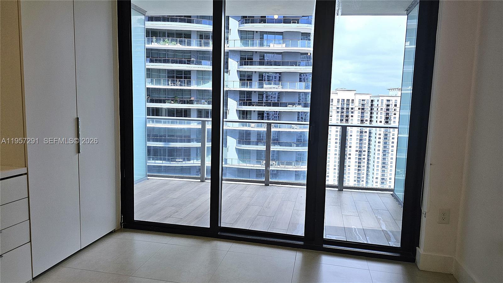 1010 Brickell Ave #3410, Miami FL 33131