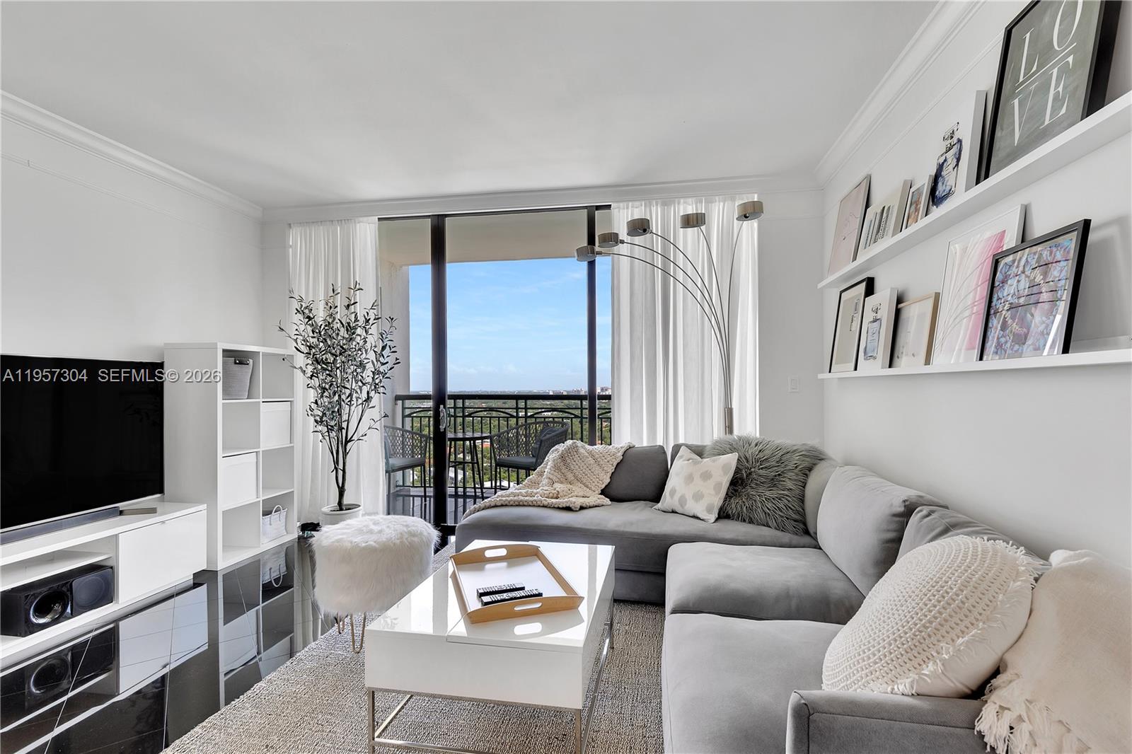 3350 SW 27 AV #2104, Coconut Grove FL 33133