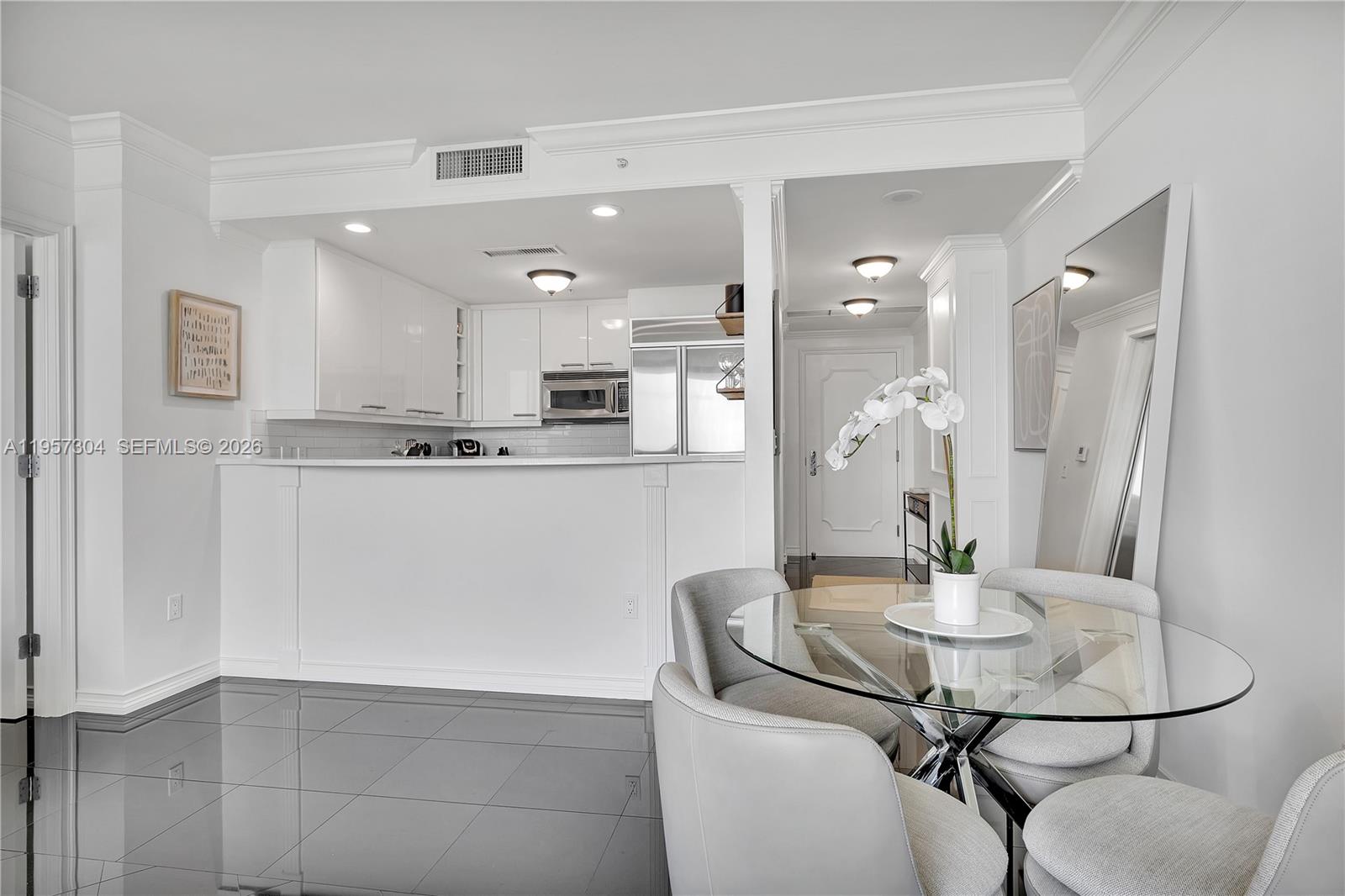 3350 SW 27 AV #2104, Coconut Grove FL 33133