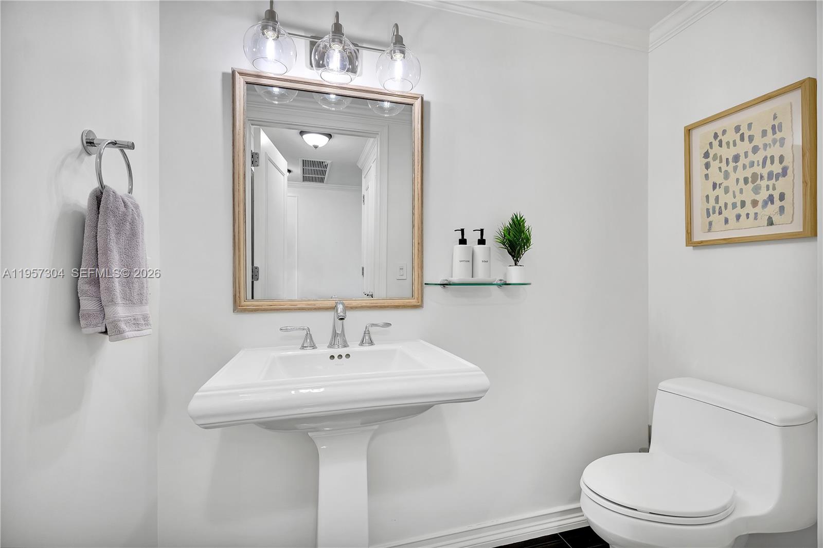 3350 SW 27 AV #2104, Coconut Grove FL 33133
