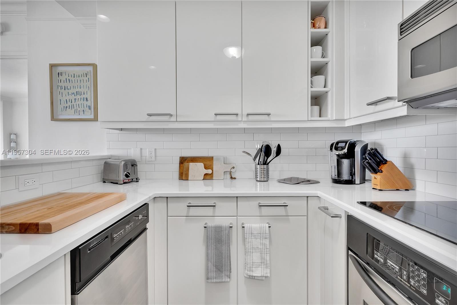 3350 SW 27 AV #2104, Coconut Grove FL 33133