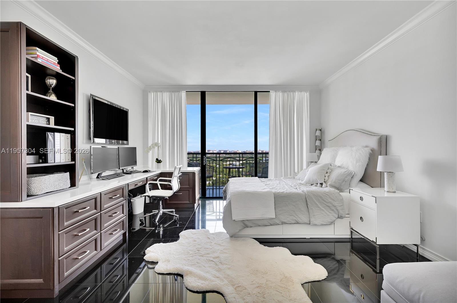 3350 SW 27 AV #2104, Coconut Grove FL 33133