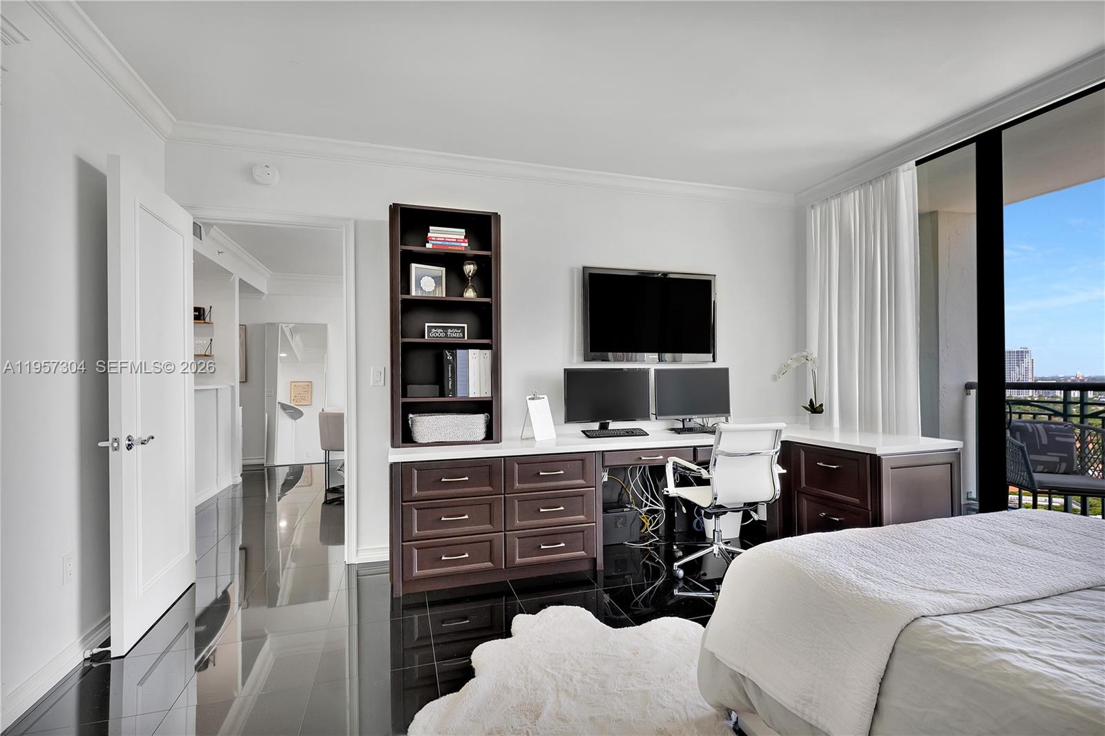 3350 SW 27 AV #2104, Coconut Grove FL 33133