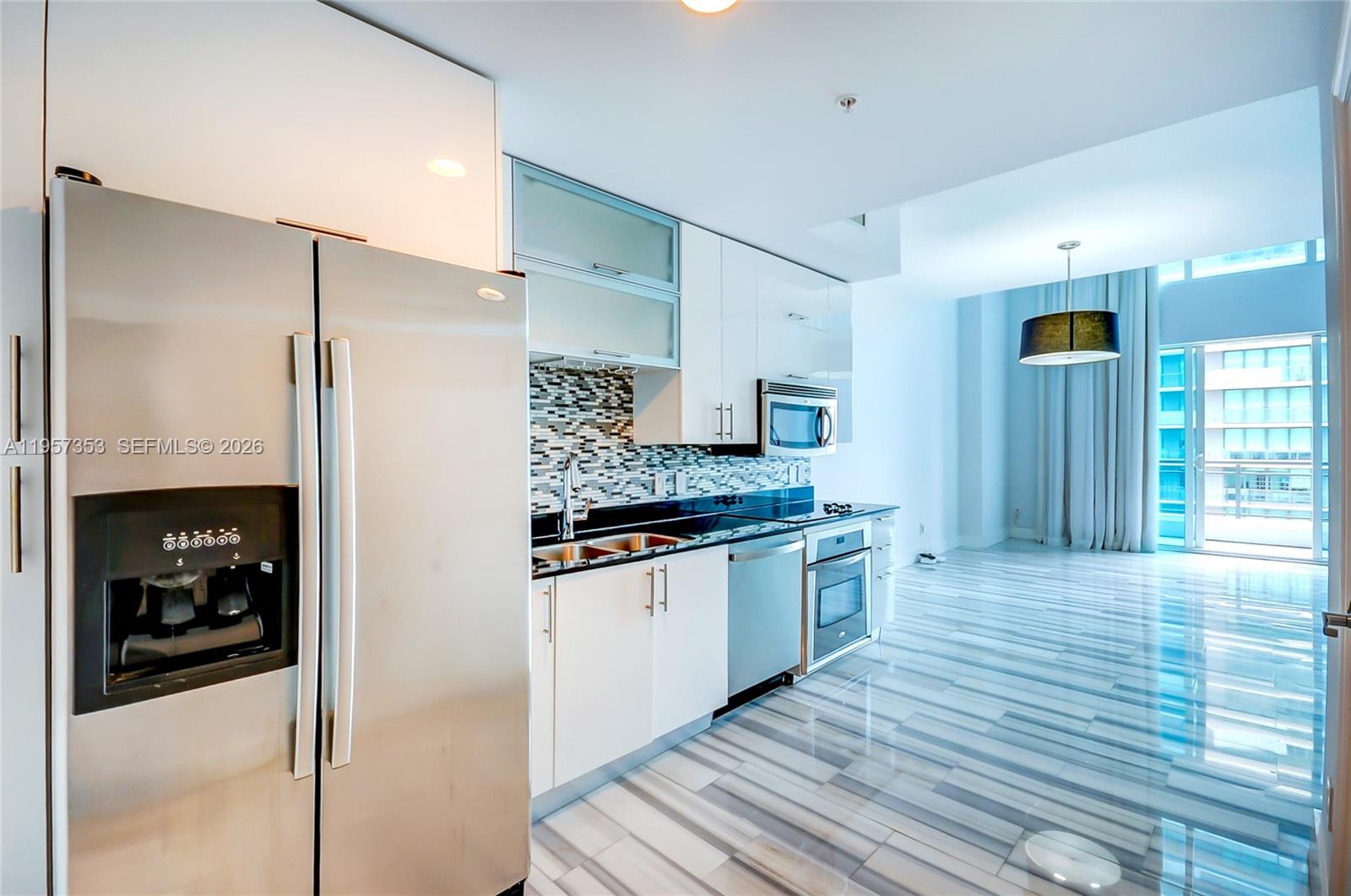 60 SW 13th St #3004, Miami FL 33130