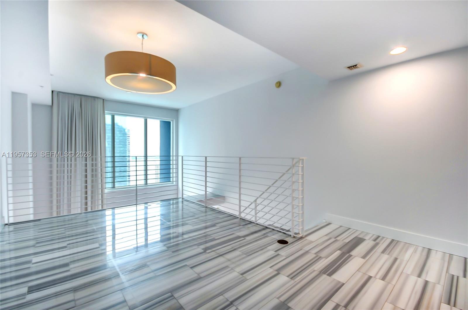60 SW 13th St #3004, Miami FL 33130