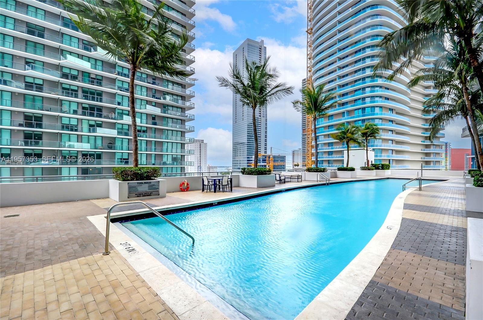 60 SW 13th St #3004, Miami FL 33130