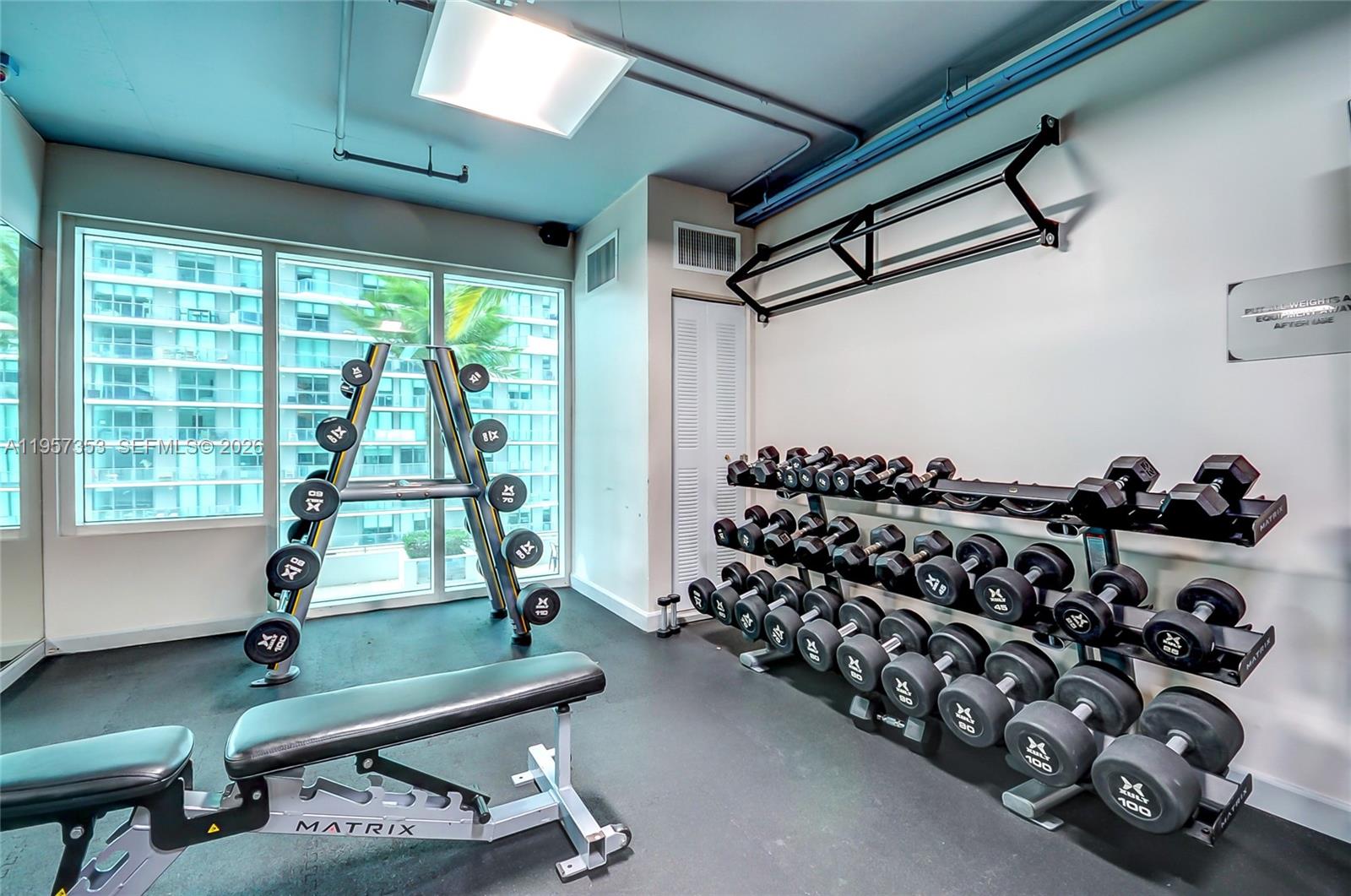 60 SW 13th St #3004, Miami FL 33130