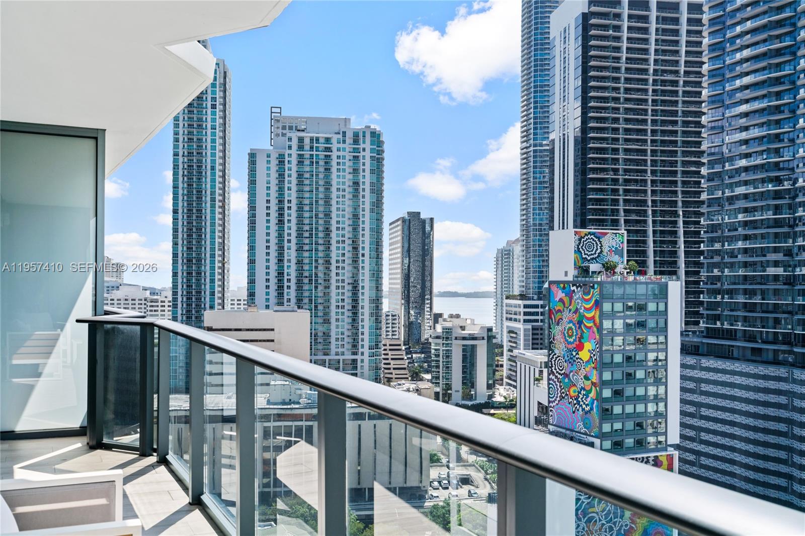 55 SW 9th St #1904, Miami FL 33130