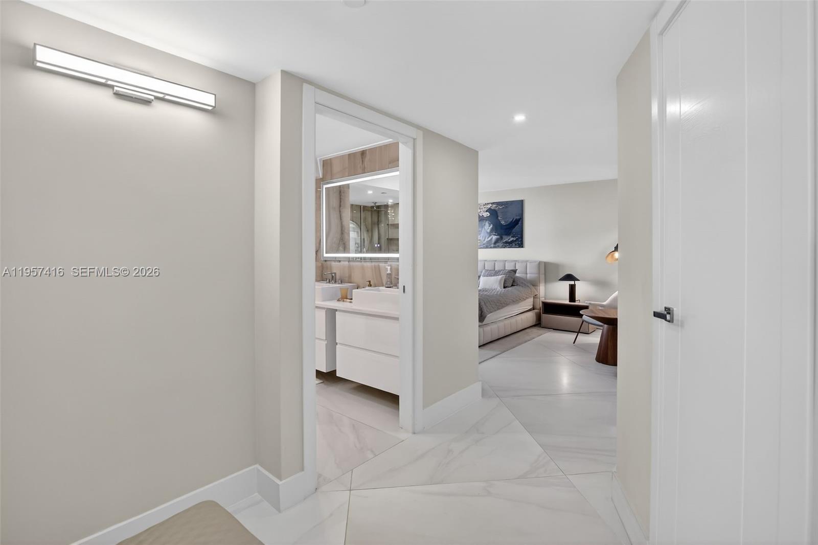 1000 W Island Blvd #1009, Aventura FL 33160