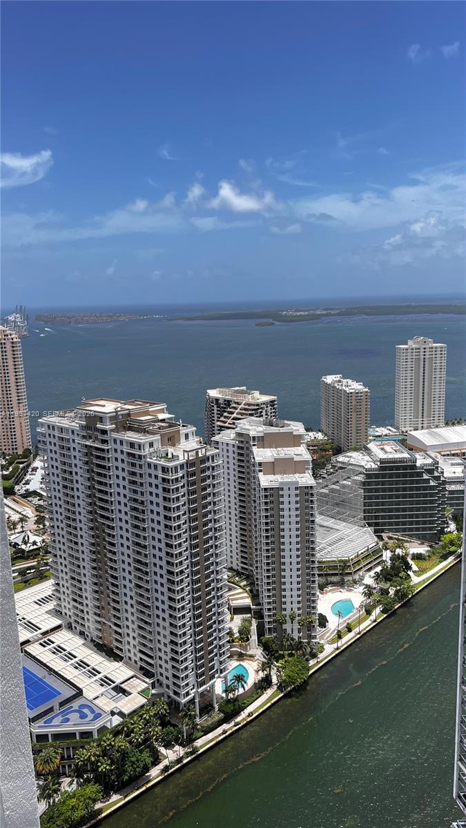 475 Brickell Ave #4511, Miami FL 33131