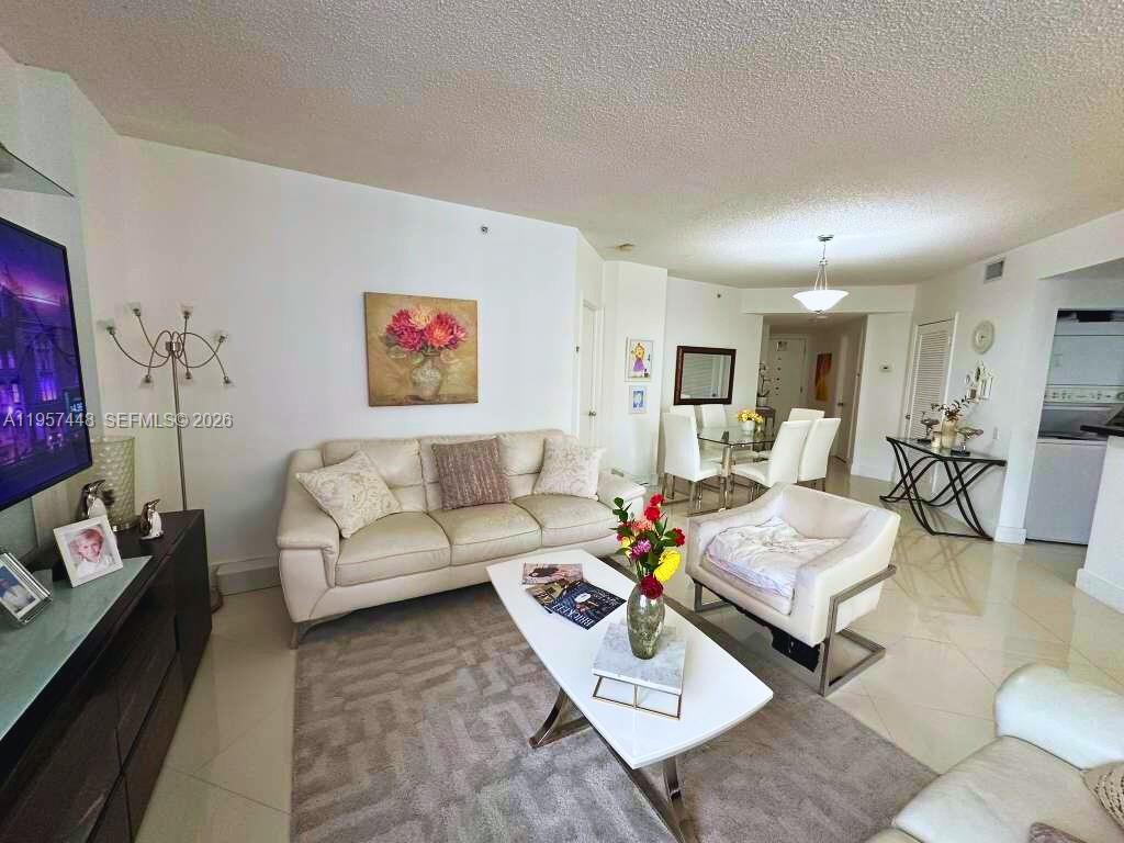 701 Brickell Key Blvd #2309, Miami FL 33131