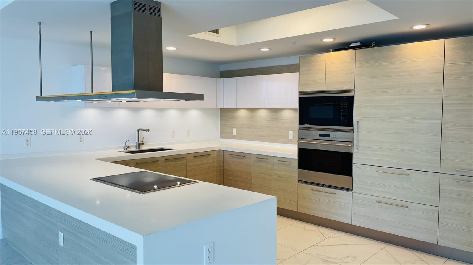 17301 Biscayne Blvd #1907, North Miami Beach FL 33160