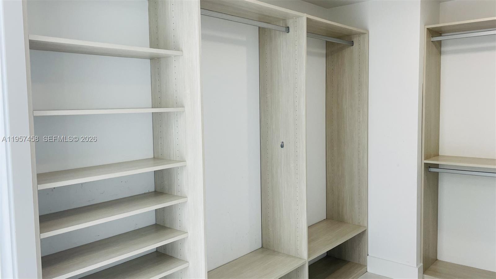 17301 Biscayne Blvd #1907, North Miami Beach FL 33160