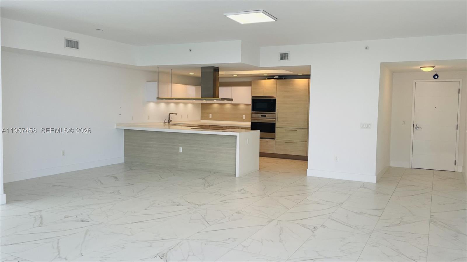 17301 Biscayne Blvd #1907, North Miami Beach FL 33160